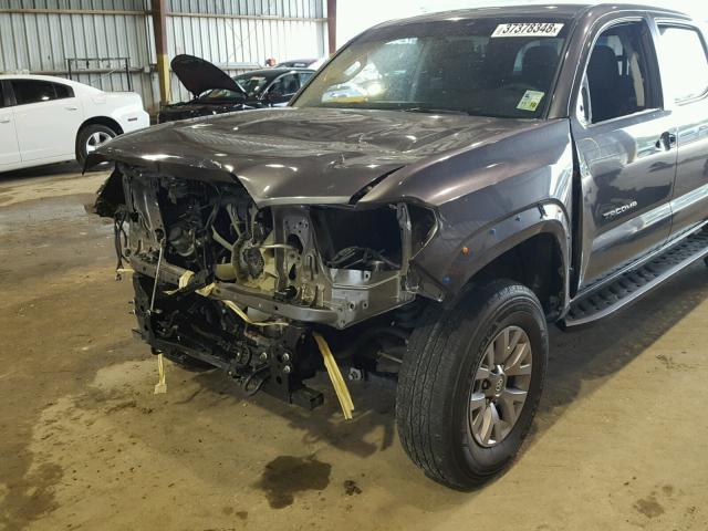 5TFAZ5CN3HX024245 - 2017 TOYOTA TACOMA DOU GRAY photo 9