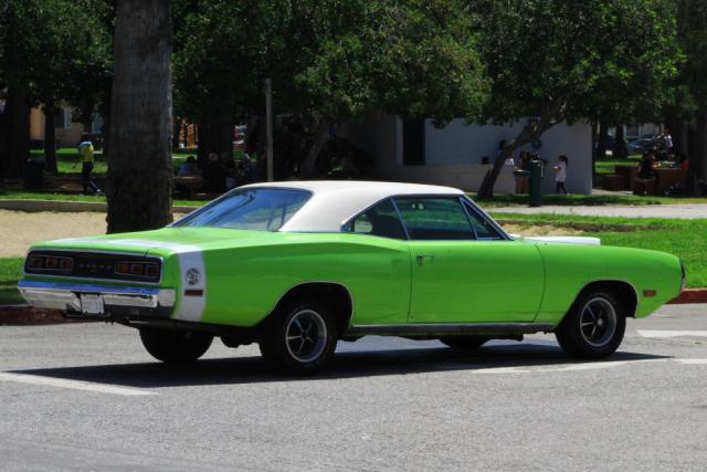 WP23G0G120700 - 1970 DODGE CORONET GREEN photo 3