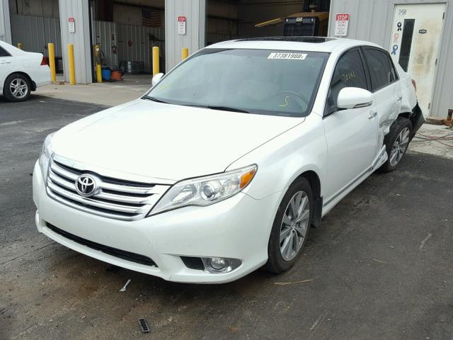 4T1BK3DB4CU469133 - 2012 TOYOTA AVALON BAS WHITE photo 2