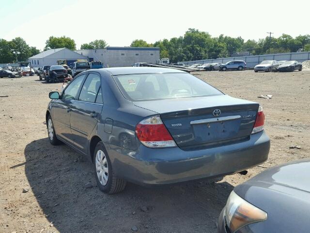 4T1BE32KX5U102671 - 2005 TOYOTA CAMRY LE მწვანე ფოტო 3