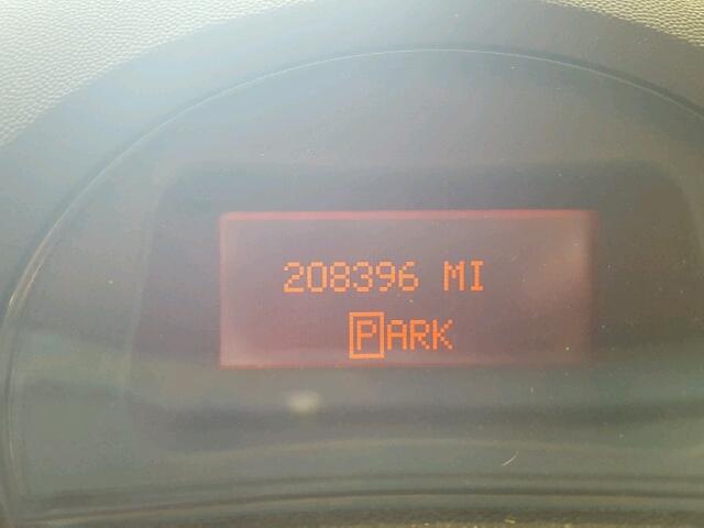 2G2WP552781104566 - 2008 PONTIAC GRAND PRIX GRAY photo 8