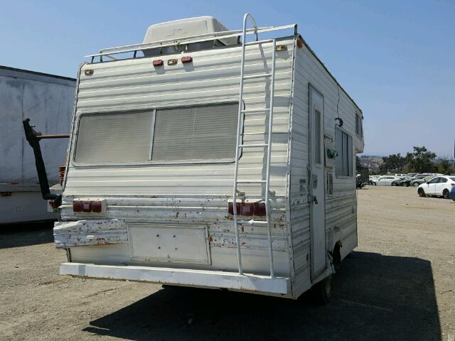 F34BF7V010570 - 1977 LIND MOTORHOME BEIGE photo 4