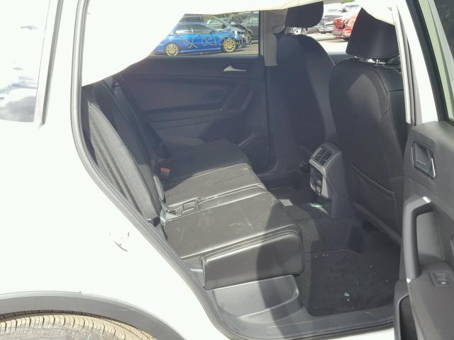 3VV2B7AX4JM095542 - 2018 VOLKSWAGEN TIGUAN SE Білий фото 6