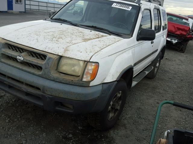 5N1ED28Y3YC500613 - 2000 NISSAN XTERRA WHITE photo 2