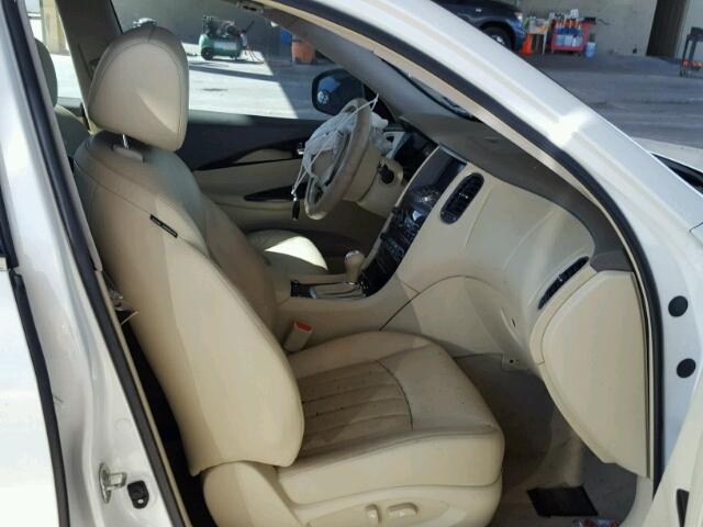 JN1AJ0HR7AM751811 - 2010 INFINITI EX35 BASE WHITE photo 5