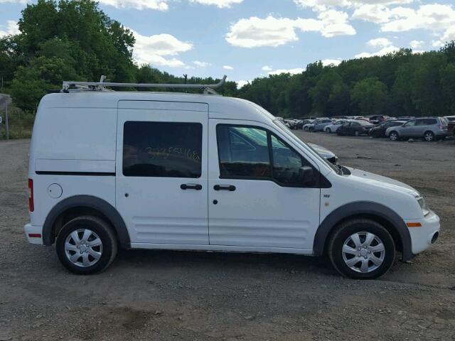 NM0LS6BN8AT021372 - 2010 FORD TRANSIT CO WHITE photo 9