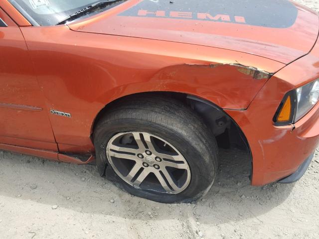 2B3KA53H36H215298 - 2006 DODGE CHARGER R/ ORANGE photo 9