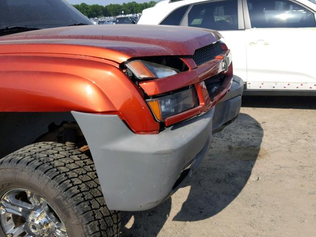 3GNEK13T02G139384 - 2002 CHEVROLET AVALANCHE ORANGE photo 9