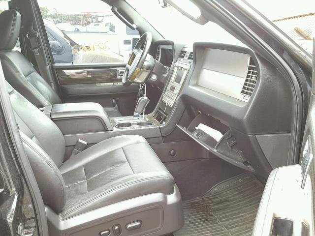 5LMJJ3H55AEJ02975 - 2010 LINCOLN NAVIGATOR 黑色 照片 5