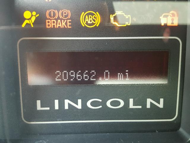 5LMJJ3H55AEJ02975 - 2010 LINCOLN NAVIGATOR 黑色 照片 8