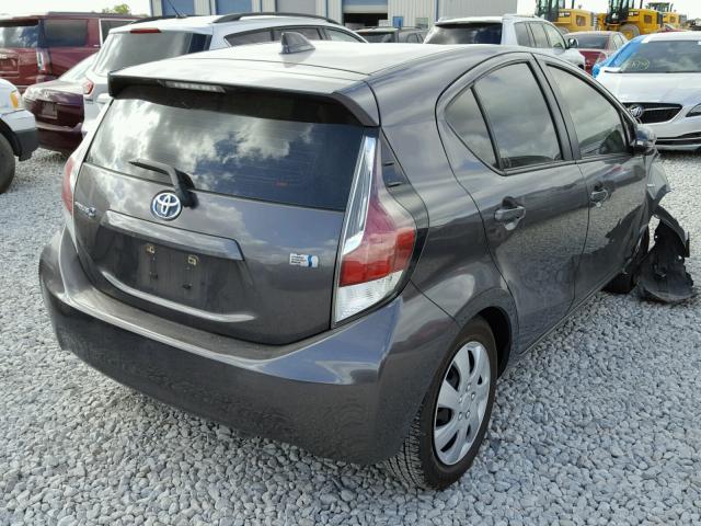 JTDKDTB31G1120593 - 2016 TOYOTA PRIUS C SILVER photo 4