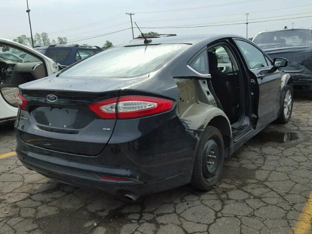 1FA6P0H74F5131618 - 2015 FORD FUSION SE BLACK photo 4