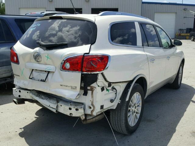 5GALRBED7AJ238810 - 2010 BUICK ENCLAVE CX WHITE photo 4