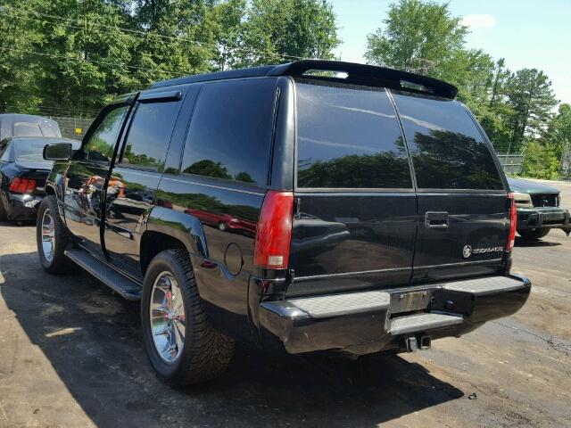 1GYEK13R4YR144281 - 2000 CADILLAC ESCALADE BLACK photo 3