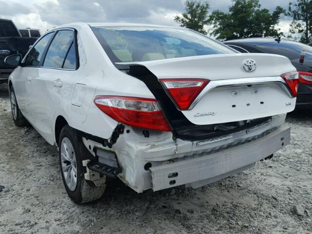 4T4BF1FK5FR481095 - 2015 TOYOTA CAMRY LE თეთრი ფოტო 3