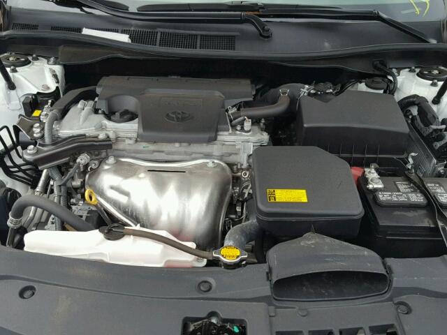 4T4BF1FK5FR481095 - 2015 TOYOTA CAMRY LE თეთრი ფოტო 7