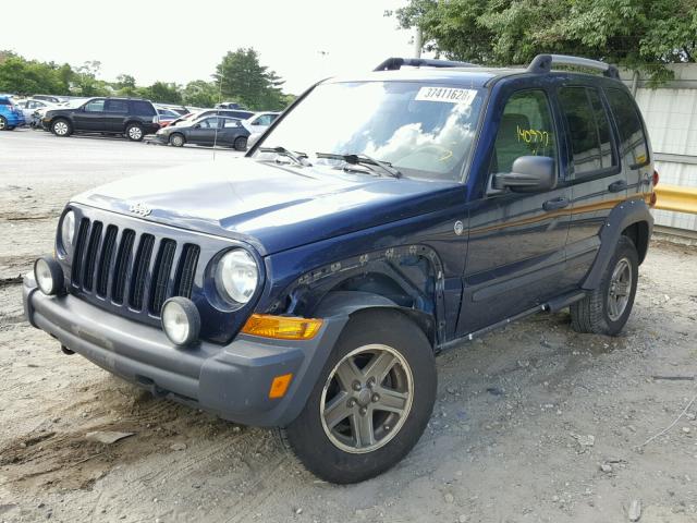 1J8GL38K66W123698 - 2006 JEEP LIBERTY RE BLUE photo 2