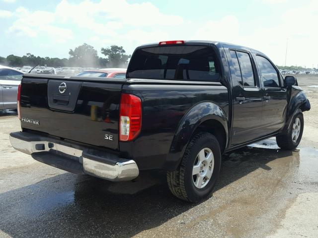 1N6AD07U06C421139 - 2006 NISSAN FRONTIER C BLACK photo 4