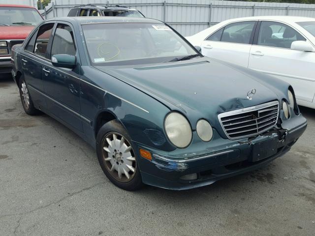 WDBJF65J01B373079 - 2001 MERCEDES-BENZ E 320 GREEN photo 1