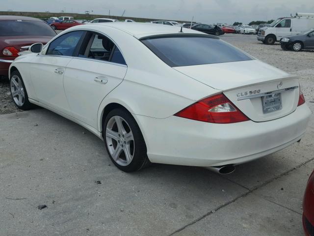 WDDDJ75X86A065703 - 2006 MERCEDES-BENZ CLS 500C WHITE photo 3