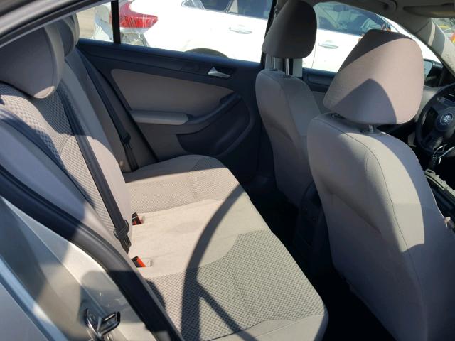 3VW2K7AJXEM255257 - 2014 VOLKSWAGEN JETTA BASE 粉色 照片 6