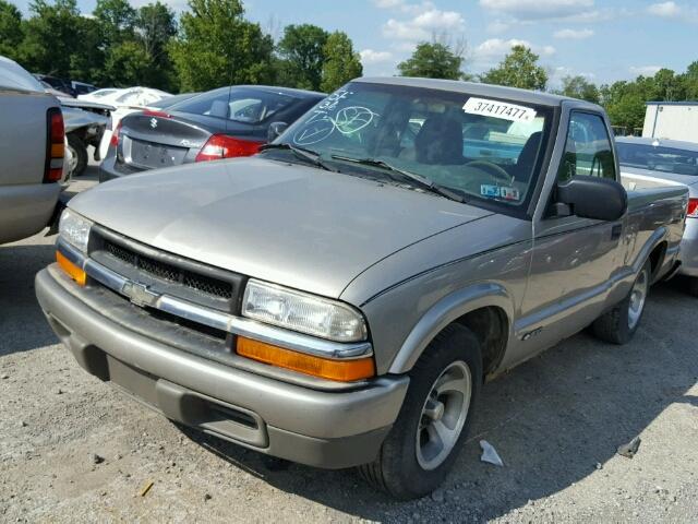 1GCCS1440YK126885 - 2000 CHEVROLET S10 BEIGE photo 2