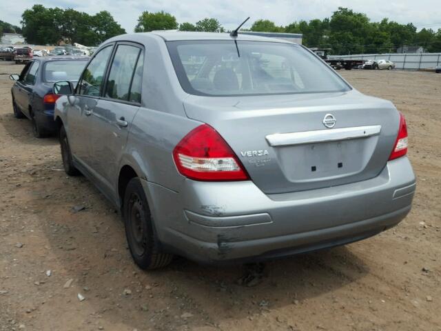 3N1BC1AP5BL390846 - 2011 NISSAN VERSA SILVER photo 3