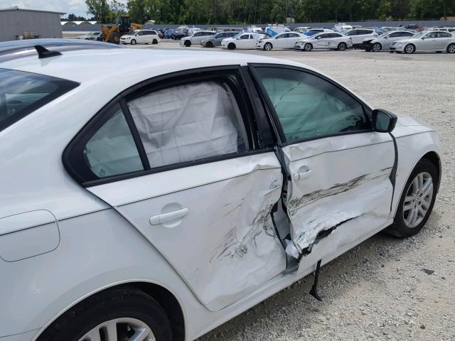 3VW2K7AJ0FM350797 - 2015 VOLKSWAGEN JETTA BASE 白色 照片 9