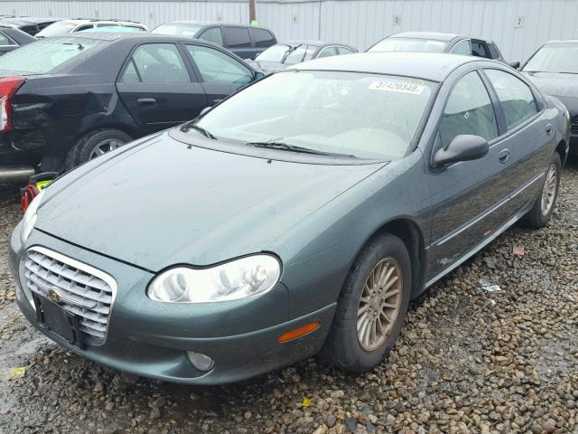 2C3HD46R82H261755 - 2002 CHRYSLER CONCORDE L GREEN photo 2