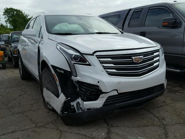 1GYKNBRS8HZ283355 - 2017 CADILLAC XT5 LUXURY WHITE photo 1