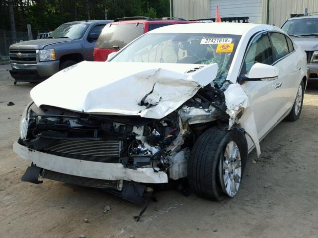 1G4GD5ER3CF326394 - 2012 BUICK LACROSSE P WHITE photo 2