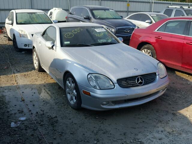 WDBKK49F31F198295 - 2001 MERCEDES-BENZ SLK GRAY photo 1