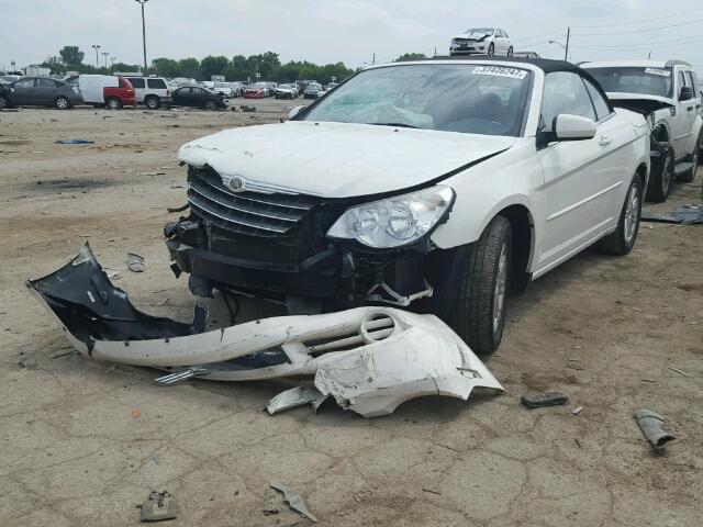 1C3LC55R38N284218 - 2008 CHRYSLER SEBRING WHITE photo 2