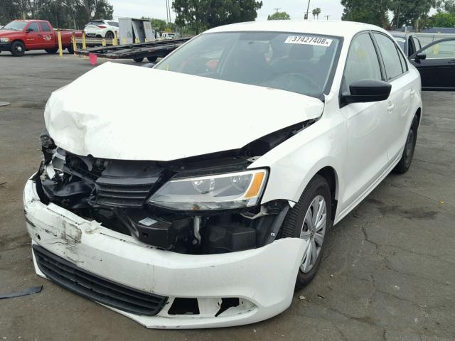 3VW2K7AJ7CM373053 - 2012 VOLKSWAGEN JETTA BASE 白色 照片 2