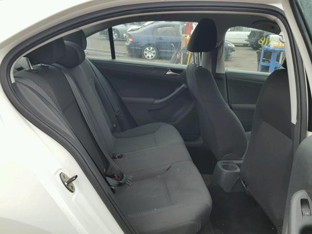 3VW2K7AJ7CM373053 - 2012 VOLKSWAGEN JETTA BASE 白色 照片 6