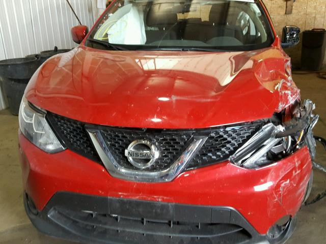 JN1BJ1CR9HW113799 - 2017 NISSAN ROGUE SPOR RED photo 7