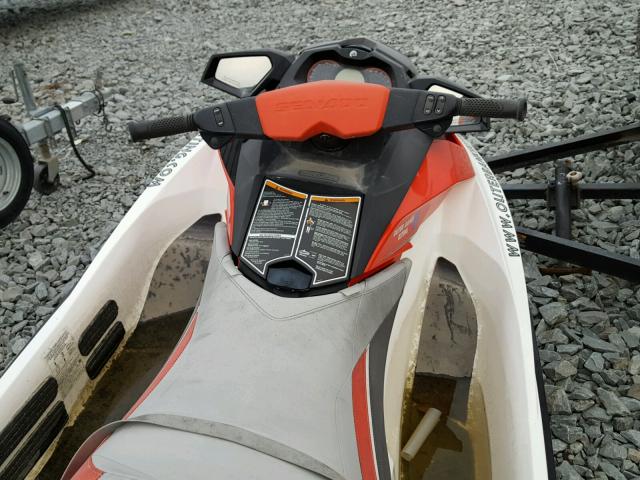 YDV28576A212 - 2012 SEAD JETSKI BLACK photo 5