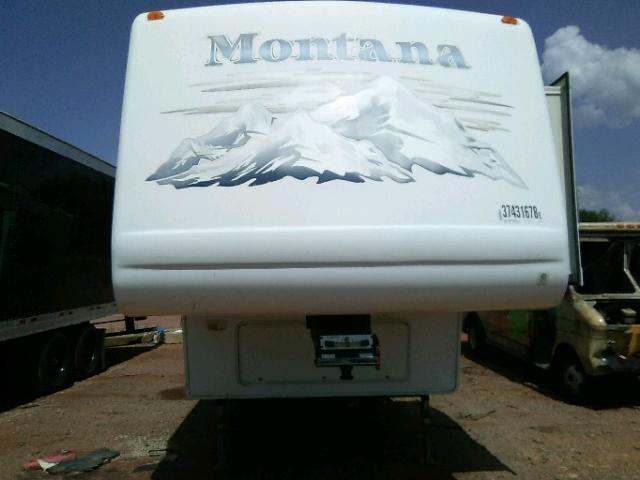 4YDF350236D518263 - 2006 KEYSTONE MONTANA WHITE photo 2