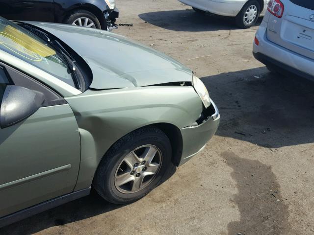 1G1ZT52885F180341 - 2005 CHEVROLET MALIBU LS GREEN photo 9