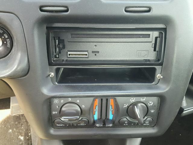 2G1WX12K039121320 - 2003 CHEVROLET MONTE CARL 银色 照片 9