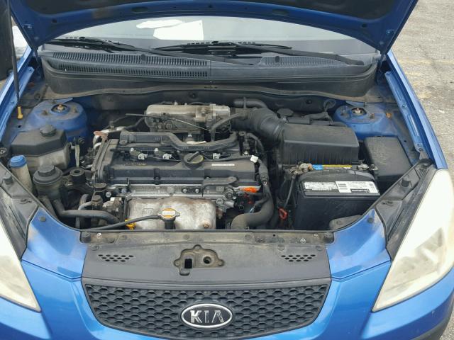 KNADE123086305889 - 2008 KIA RIO BASE BLUE photo 7