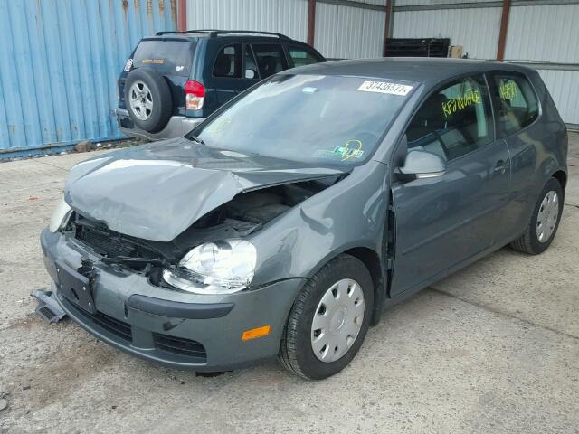 WVWBR71K17W142663 - 2007 VOLKSWAGEN RABBIT GRAY photo 2