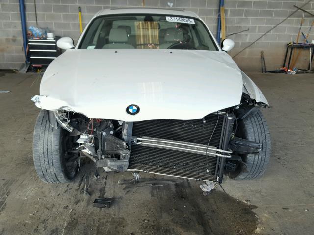 WBAUP73569VK75737 - 2009 BMW 128 I WHITE photo 9