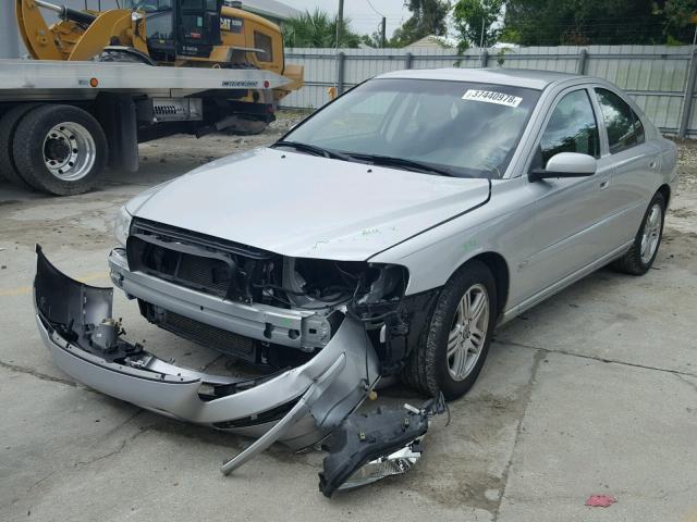 YV1RS592262528813 - 2006 VOLVO S60 2.5T SILVER photo 2