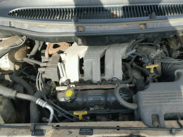 1C4GP54L2YB501080 - 2000 CHRYSLER TOWN & COU GOLD photo 7