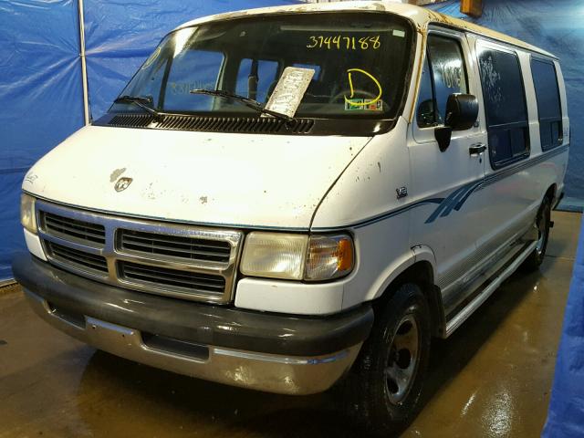 2B6HB21Y9SK510026 - 1995 DODGE RAM VAN B2 WHITE photo 2