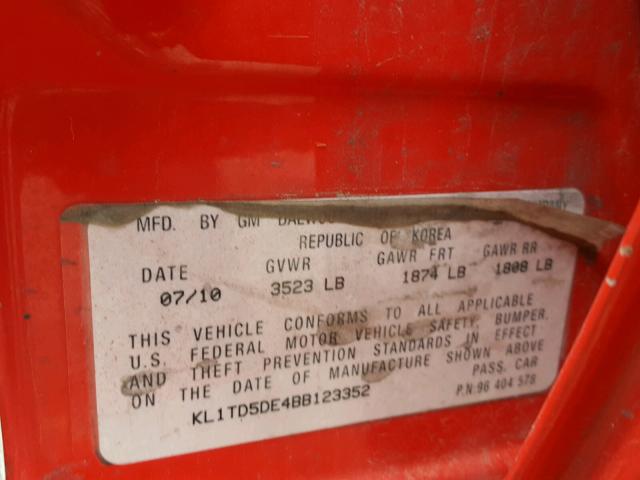 KL1TD5DE4BB123352 - 2011 CHEVROLET AVEO LS RED photo 10