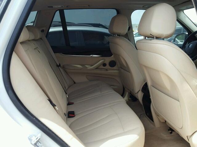 5UXKS4C58E0J95384 - 2014 BMW X5 XDRIVE3 WHITE photo 6