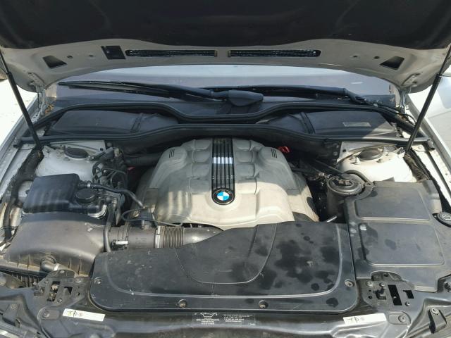 WBAGN634X2DR02021 - 2002 BMW 745 LI Күміс фото 7