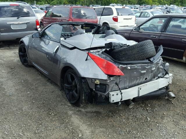 JN1BZ36A68M851713 - 2008 NISSAN 350Z GRAY photo 3